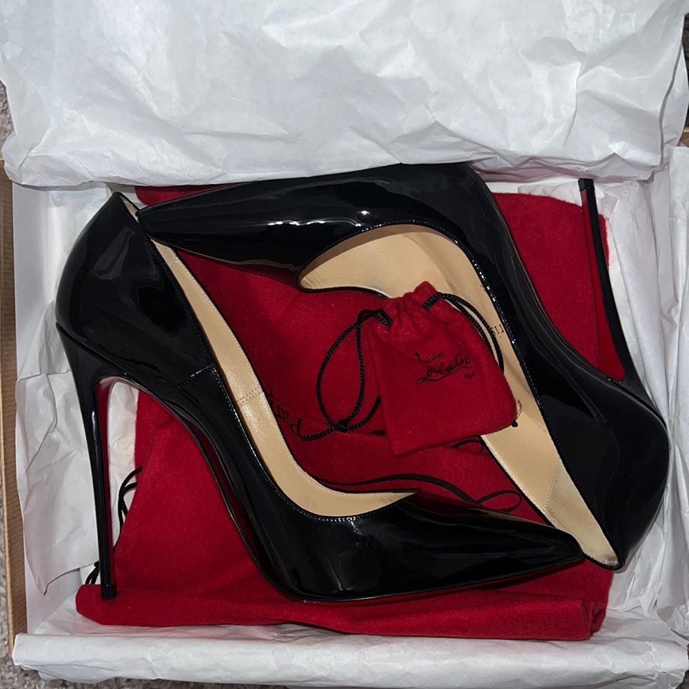 So Kate 120 Patent Heels // Christian Louboutin // 👠👠